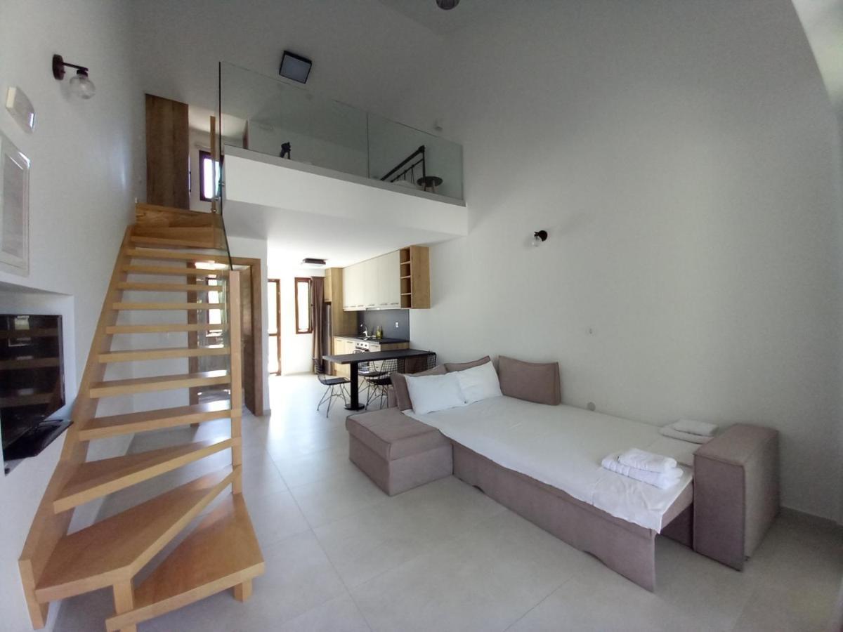 Zefiros Luxury Apartments Syvota Exterior photo