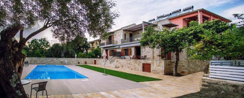 Zefiros Luxury Apartments Syvota Exterior photo