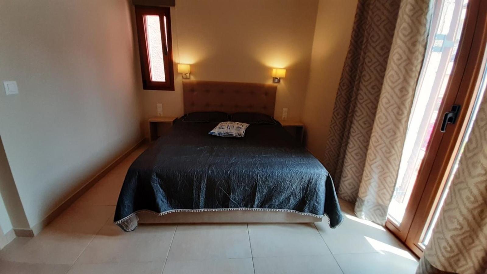 Zefiros Luxury Apartments Syvota Exterior photo