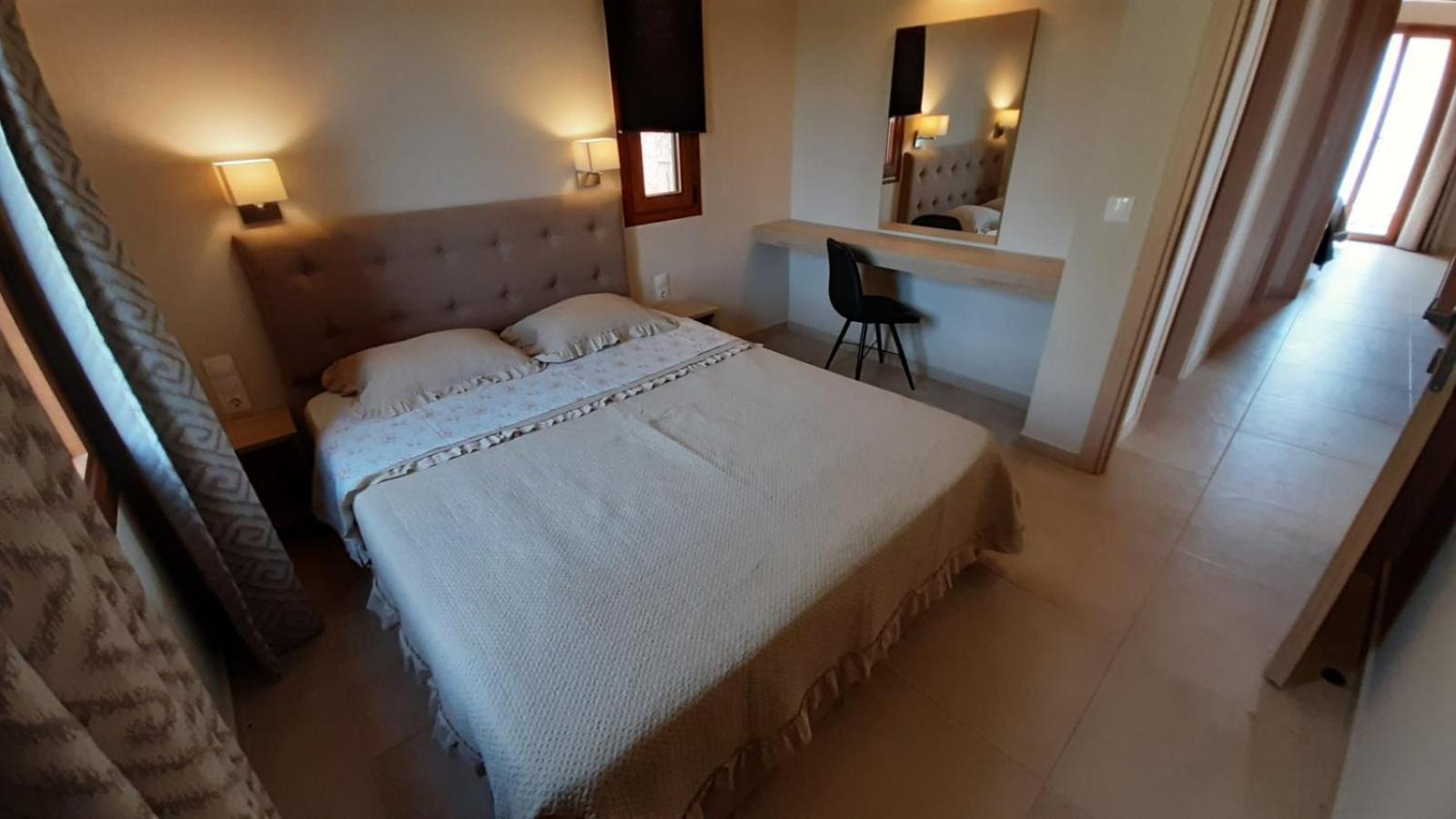 Zefiros Luxury Apartments Syvota Exterior photo